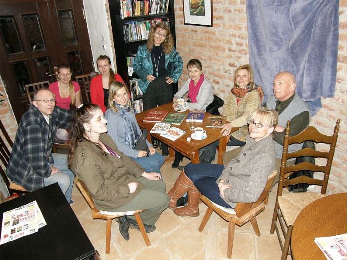 Kavárna Fantazie spisovatelky Ivony Březinové, leden 2011